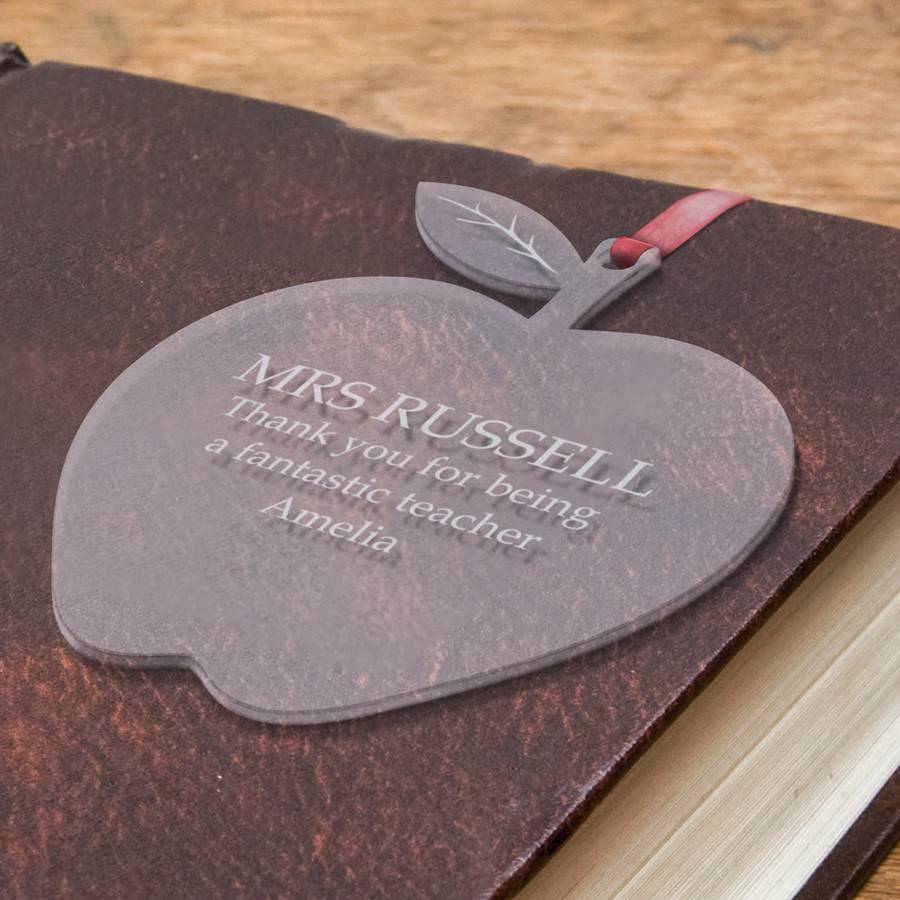 Personalised Teacher’s Engraved Apple Keepsake By Oli & Zo