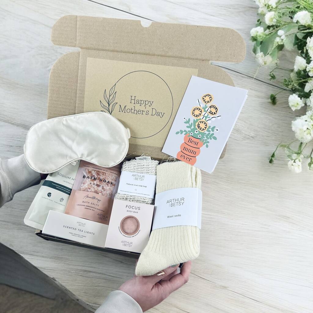 Mother's Day Pamper Hamper, 1 of 10