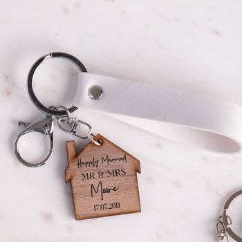 Personalised Mr And Mrs Newlywed Home Keyring Gift Set, 4 of 8