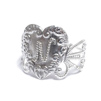 Personalised Decorative Victoriana Style Heart Ring, 7 of 10
