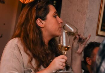 Vegan Wine Tasting For Two Experience Days In Brighton, 4 of 8