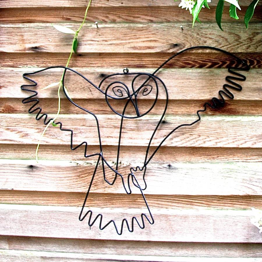 Flying Owl Wire Wall Art By London Garden Trading