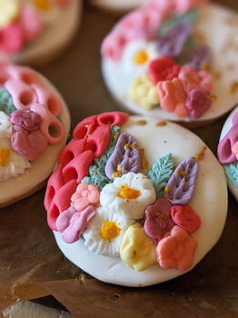 Personalised Thank You Teacher Wild Flower Biscuit Gift, 7 of 11