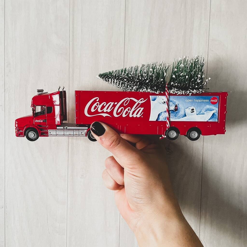Coca Cola Polar Bears Lorry With Christmas Tree, 1 of 2
