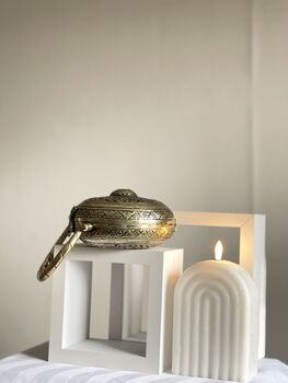 Indore Antique Gold Vintage Clutch, 3 of 6