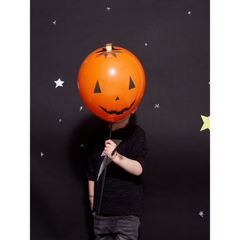 Halloween Spooky Face Balloon Kit, 2 of 7