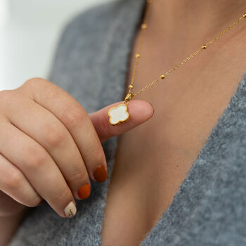 White Agate Clover Necklace, 3 of 4