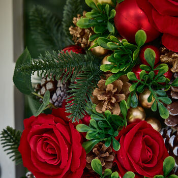 Canterbury Roses Giant Luxury Wreath, 5 of 7