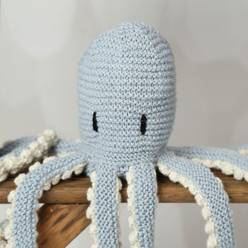 Robyn The Octopus Knitting Kit, 3 of 12