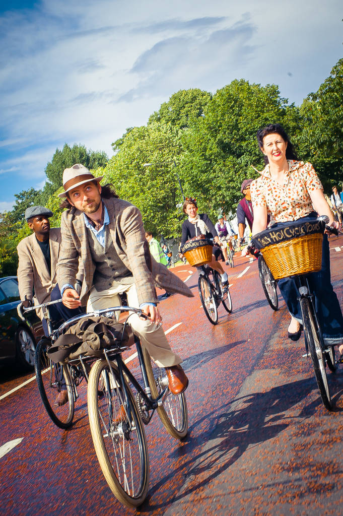 Discover London's City By Bike Experience For Two, 1 of 11