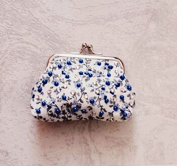 The 'Pearly' Floral Embellished Purses, 4 of 5