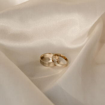 9ct Gold 5mm Flat Wedding Ring, 2 of 4