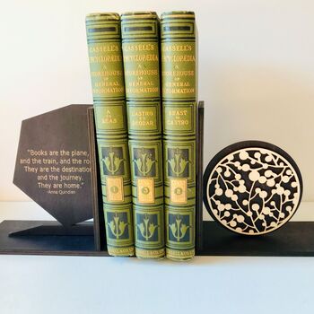 Elegant Personalised Bookends With Flower Design, 2 of 4
