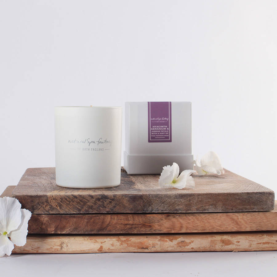 Flower Explosion Glass Candle With Presentation Box By Natural Spa