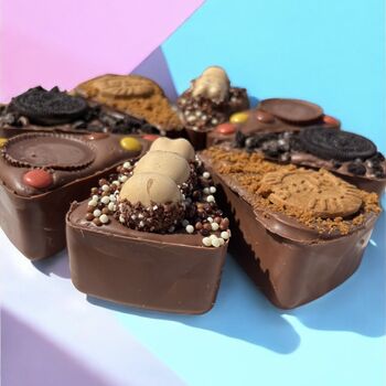Stuffed Chocolate 'Pizza' Slices Choice Of Toppings, 5 of 7