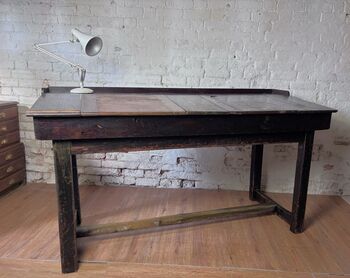 Antique Sculptors Workbench Owned By John Mills, 5 of 12