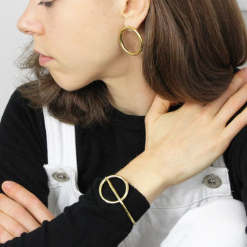 Modern 18ct Gold Handmade 'Luna' Circle Stud Earrings, 3 of 3