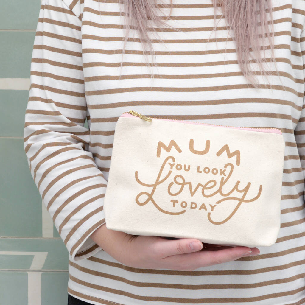 mum makeup bag