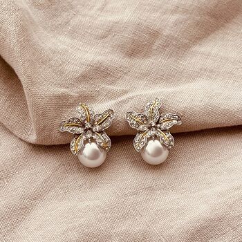 Floris Pearl Earrings, 3 of 4