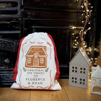Personalised Christmas Eve Gingerbread House Sack, 3 of 4