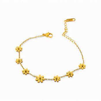 Daisy Chain Bracelet In Gold, 3 of 5