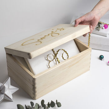 Personalised Pet Engraved Wooden Christmas Eve Box, 3 of 3
