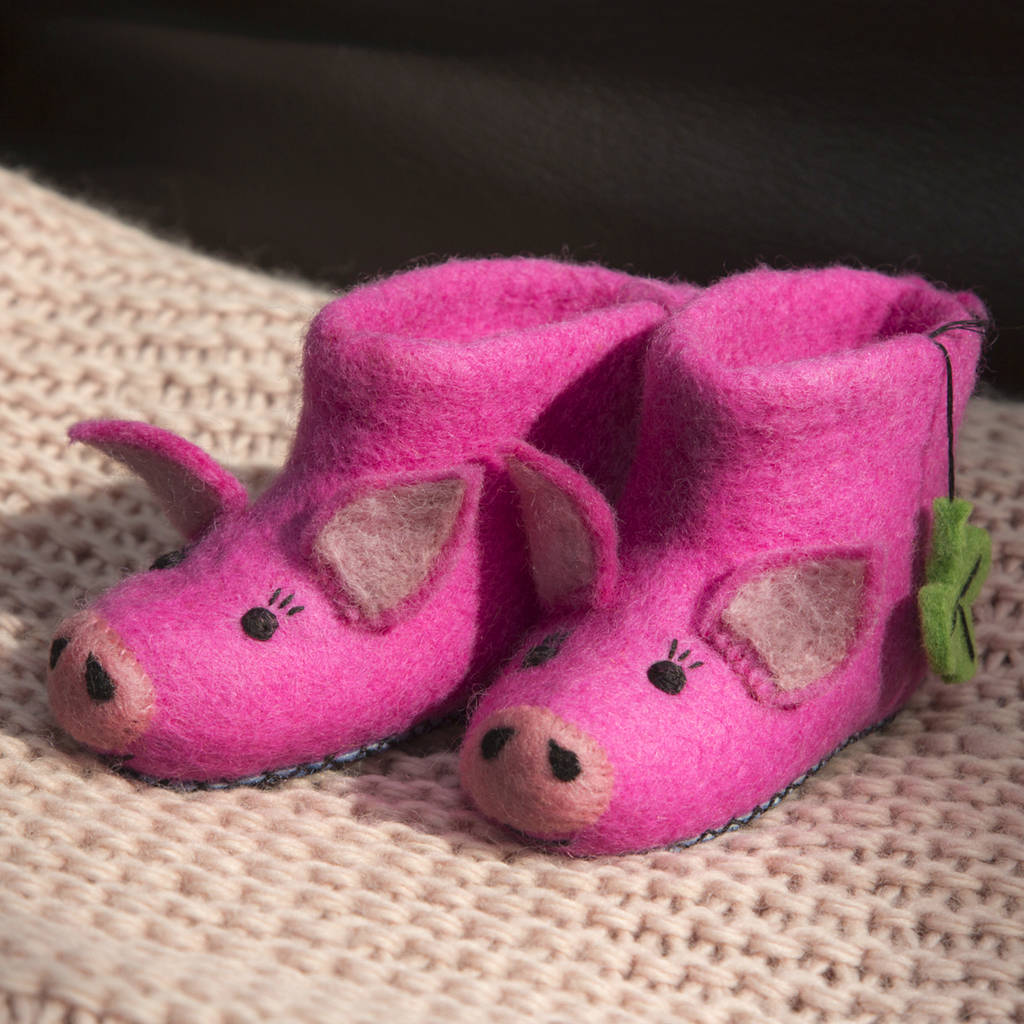 Children's Percy The Pig Slippers, 1 of 5