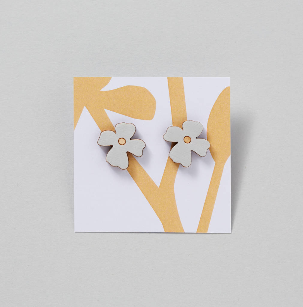 wooden flower earrings primrose by anna