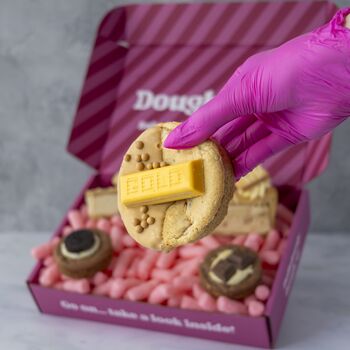 The Biscuit Deluxe Cookie And Cookie Pie Gift Box, 10 of 11