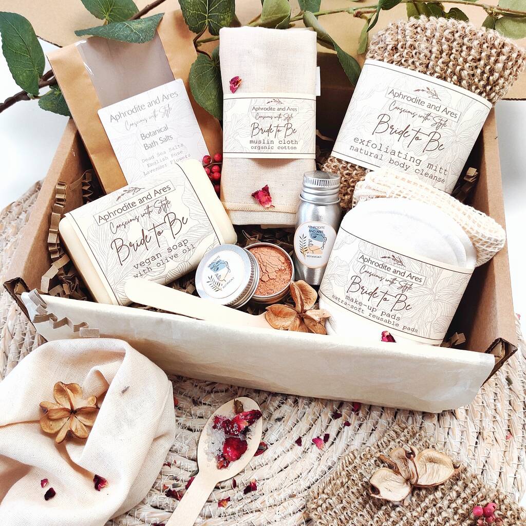 'Bride To Be' Pamper And Relax Luxury Vegan Gift Set