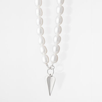 Aphrodite Pearl Necklace, 2 of 5