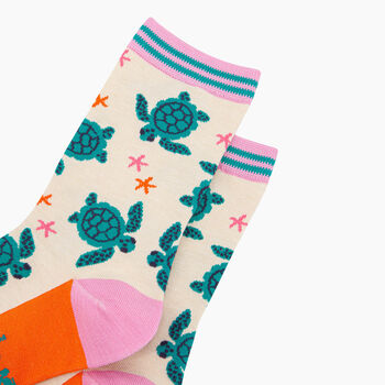 Women's Bamboo Socks Cream Sea Turtles And Starfish, 2 of 4