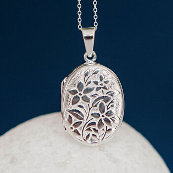 Personalised Vintage Flower Locket In Sterling Silver, 4 of 12