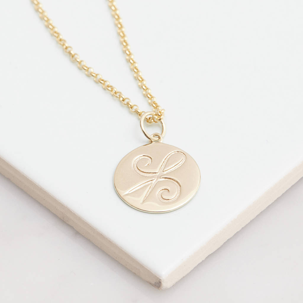 necklace that symbolizes friendship