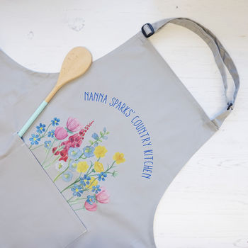 Personalised A Pocket Of Flowers Apron, 2 of 4