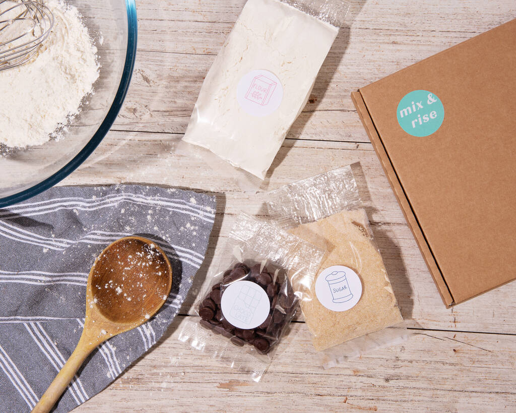 Vegan Cinnamon Bun Baking Kit With Coffee By Mix & Rise