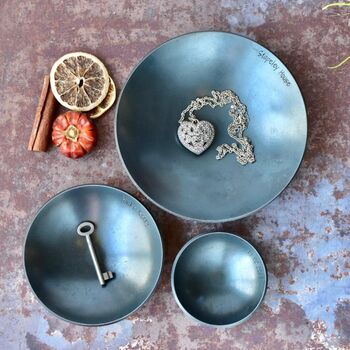 Personalised 6th Anniversary Gift, Pressed Iron Bowl Set, 2 of 10