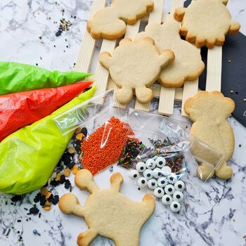 Monsters Diy Cookie Decorating Kit, Six Biscuits, 12 of 12