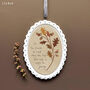 Scallop Oval Porcelain Frame Its The Friends We Meet Cherished Friends Decoration, thumbnail 1 of 3