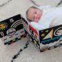 Story Shuffle: Newborn Sensory, thumbnail 4 of 5