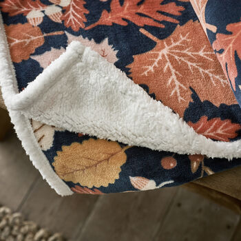 Autumn Leaves Soft Fleece Throw With Sherpa Backing 41021038, 4 of 4