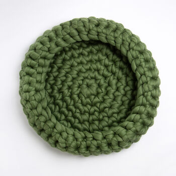 Cat Bed Easy Crochet Kit, 3 of 9