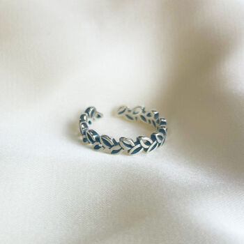 Sterling Silver Laurel Leaf Adjustable Ring, 3 of 4