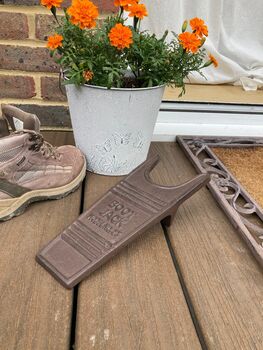 Cast Iron Welly Boot Jack And Scraper Sturdy Metal Puller Garden Accessory, 5 of 6