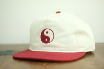 Hoy Yin Yang Five Panel Cap Crimson, 3 of 5