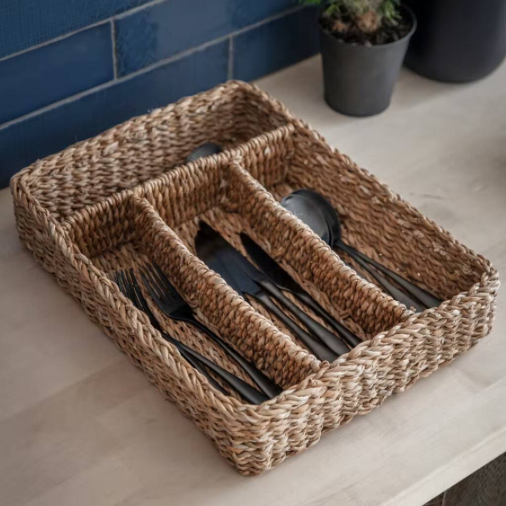Seagrass Cutlery Tray, 1 of 2