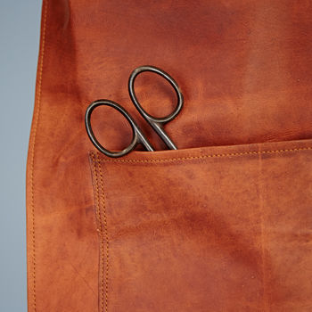 Personalised Distressed Leather Apron With Pockets, 4 of 8