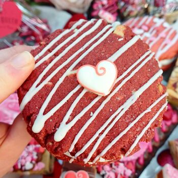 Red Velvet Cookie Sandwich Valentine’s Limited Edition, 2 of 4