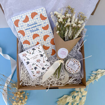 Birthday Gift Hamper Cake Themed, 3 of 3