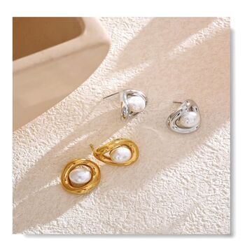 Monaco D’or Pearl Gold Curve Cream Ball Stud Earrings, 2 of 4